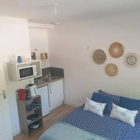 Henriville N °1 *