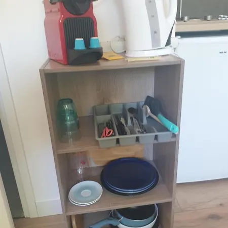 Apartment Henriville N °1 *